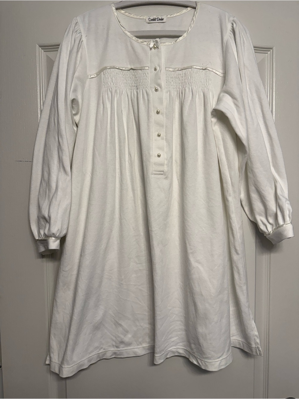 Cuddl Duds White 100% Cotton Smocked Pearl Button Nightgown One Size